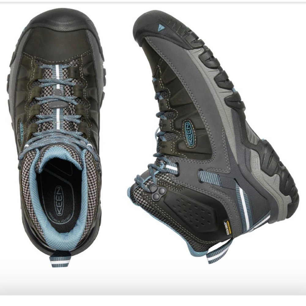 KEEN🍁🍂targhee III mid waterproof hiking boots size 8 women’s
